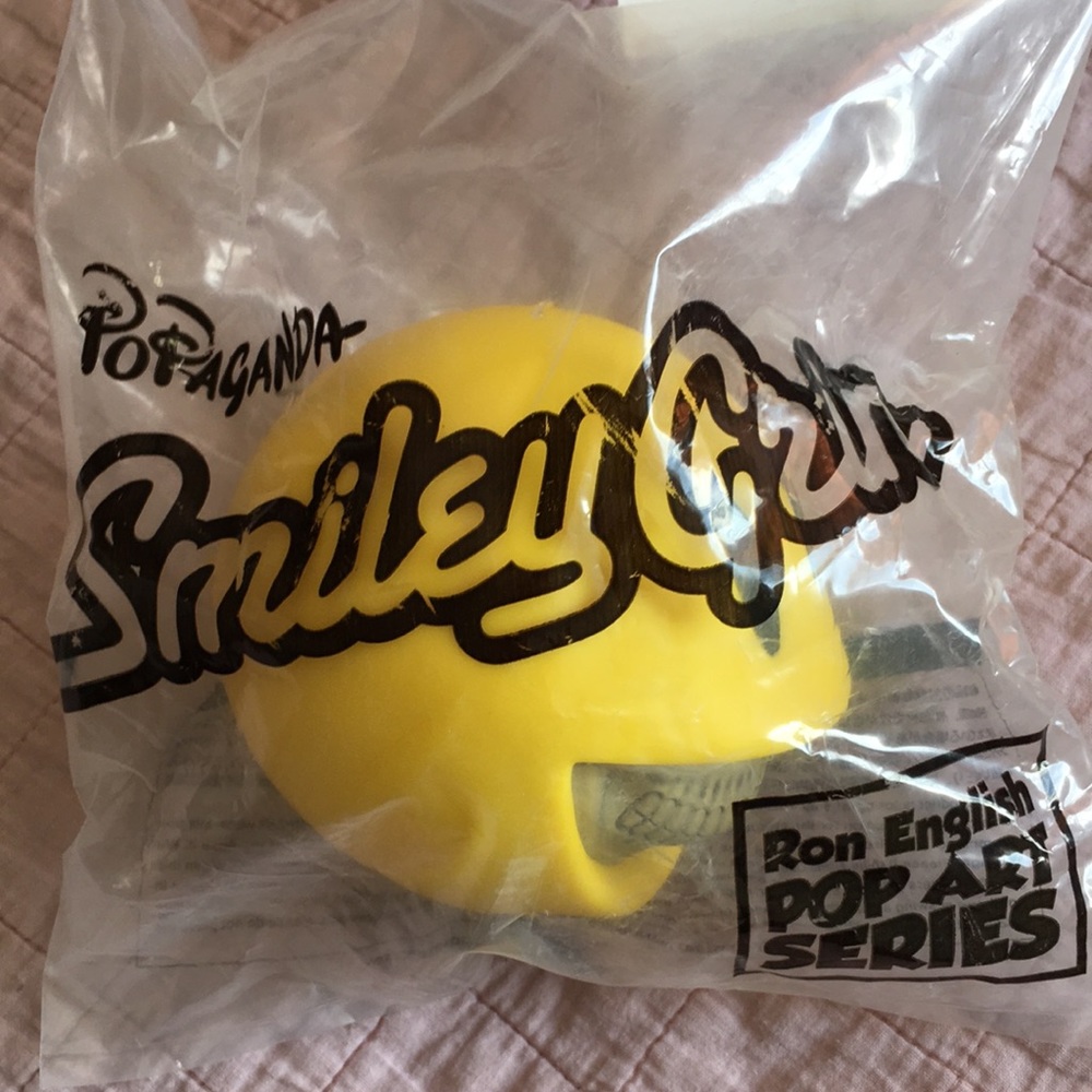 Smiley Grin Plastic Bank